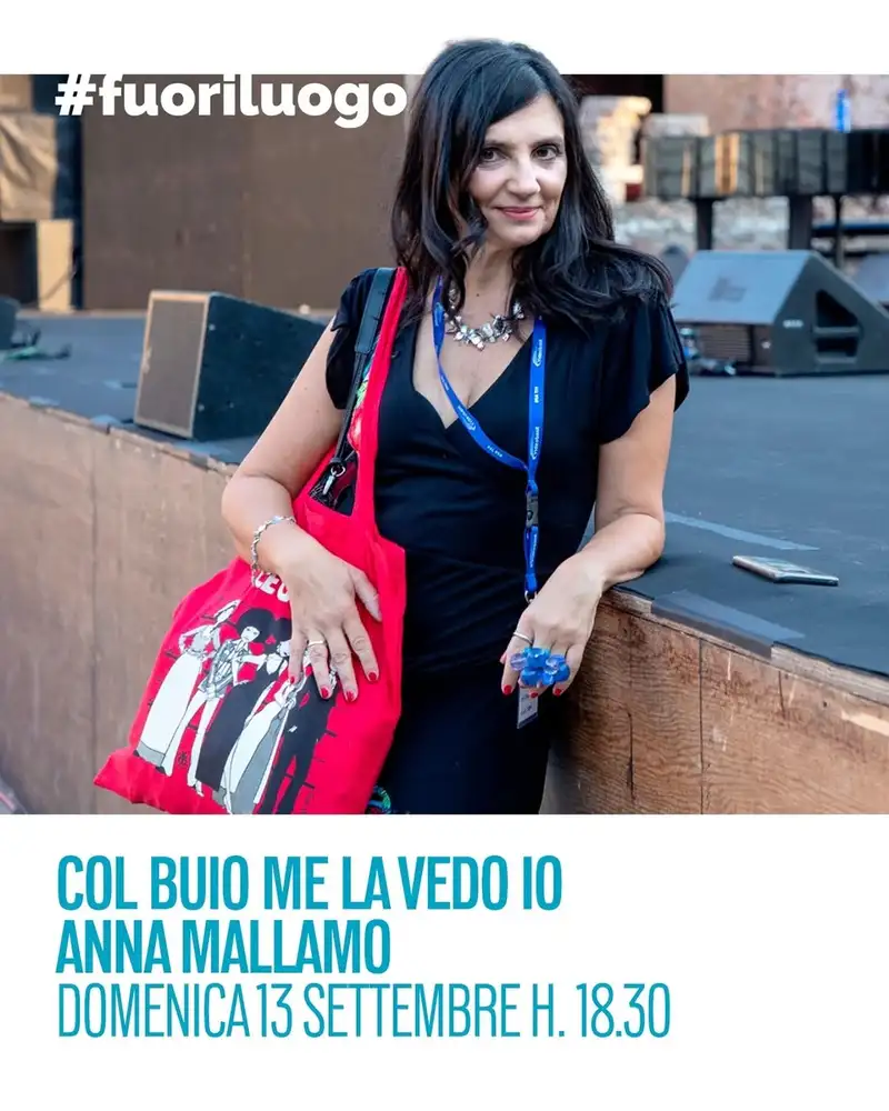 Col buio me la vedo io di Anna Mallamo